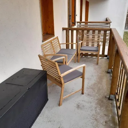 T2 Confortable - Piscine Chauffée - Super * Besse-et-Saint-Anastaise